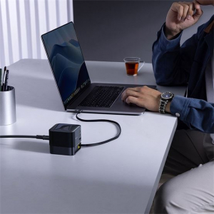 Baseus Super GaN asztali gyorstöltőállomás 3x USB-C 1x USB-A 100W fekete (P10164001123-00)