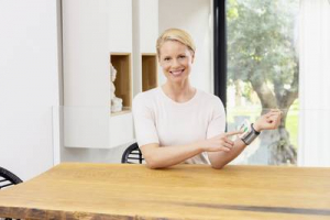 Medisana BW 345  V&eacute;rnyom&aacute;sm&eacute;rő Csukl&oacute; (51073)