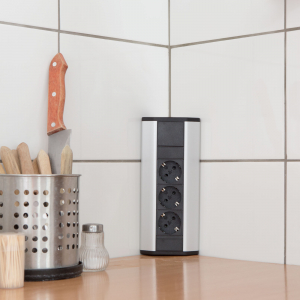 Delight Sarokeloszt&oacute; 3 x 250V, 16A alum&iacute;nium h&aacute;z (20480)