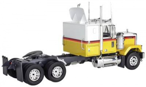 Revell ’78 Chevy Bison Kamionmodell építőkészlet 1:32 (17471)