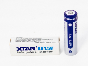 XTAR Li-ion 1,5V 2000mAh tölthető elem, akkumulátor beépített védelemmel (hagyományos elem kiváltására) (012-152)
