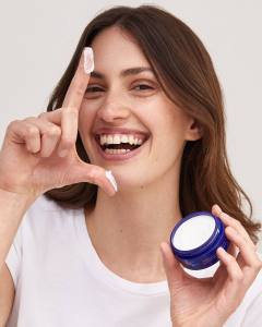 NIVEA 24H Intensive Hydrating Night Cream Normal Skin 50 ml