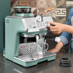 DeLonghi La Specialista Arte  Eszpressz&oacute; k&aacute;v&eacute;főző (EC9155.GR)