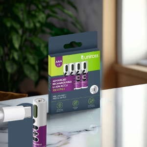 Uniross AAA USB-C 1,5V akkumul&aacute;tor 4db/csomag