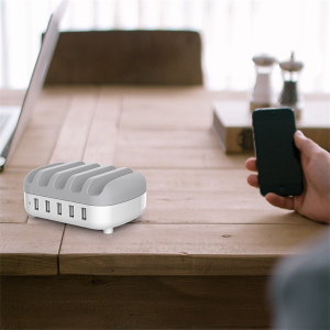 Orico T&ouml;ltő &aacute;llom&aacute;s - DUK-5P-EU-WH (5x USB-A, 5V2.4A x5, 40W, feh&eacute;r) (-DUK-5P-EU-WH-BP)