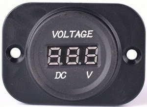 Maxspeed , Digit&aacute;lis Be&eacute;p&iacute;thető Aut&oacute;s voltm&eacute;rő, 9-30V (56ST2314)