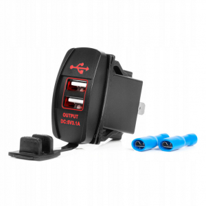 AMiO , Dupla Usb Aljzat, Be&eacute;p&iacute;thető, V&iacute;z&aacute;ll&oacute;, 12/24V (0504228)