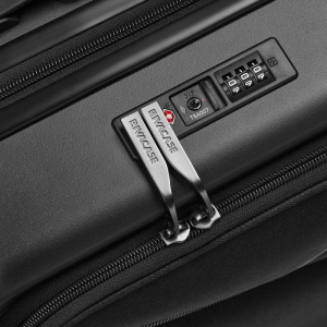 RivaCase 8180 ECO Hardshell expansion handkabin bőr&ouml;nd  20" fekete (4260709015743)