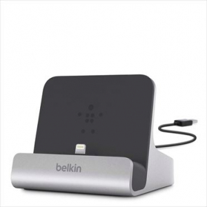 Belkin iPad Express Dock dokkoló 4 portos USB csatlakozóval (F8J088BT)