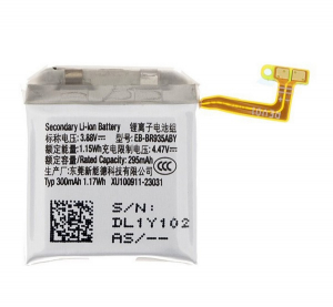 Samsung akku 295mAh LI-ION  Galaxy Watch 6 eSIM 40mm (SM-R935) / Galaxy Watch 6 40mm (SM-R930) "Gigapack csomagol&aacute;s" (EB-BR935ABY / GH43-05156A)