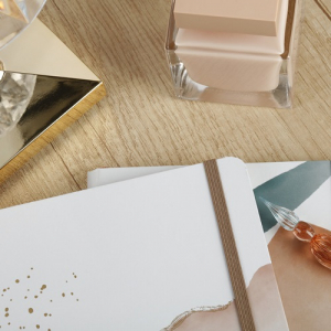 Clairefontaine Napl&oacute;  Evanescence A/6, 80 lapos, kem&eacute;nyfedeles, sima, vegyes (115965C)