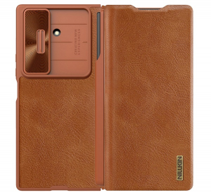 Nillkin QIN PRO tok &aacute;ll&oacute;, bőr hat&aacute;s&uacute; (FLIP, oldalra ny&iacute;l&oacute;, k&aacute;rtyazseb, kamerav&eacute;dő, &eacute;rintő ceruza) BARNA Samsung Galaxy Z Fold7 (SM-F966) (GP-174940)