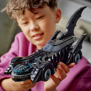 Lego MARVEL SUPER HEROES  Batman &Ouml;r&ouml;kk&eacute; Batmobil (76304)