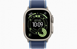 Apple Watch Ultra 3 GPS+Cellular 49mm nat&uacute;r tit&aacute;ntok, k&eacute;k-&eacute;l&eacute;nkk&eacute;k terep p&aacute;nt M/L m&eacute;ret (MEWU4QH/A)