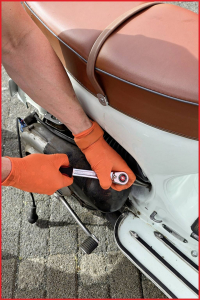 KS Tools 100 db Eldobhat&oacute; kesztyű (310.0461)