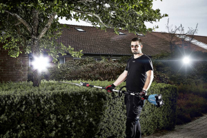 Makita Akkus t&ouml;bbfunkci&oacute;s meghajt&oacute; Akku n&eacute;lk&uuml;l (DUX60Z)