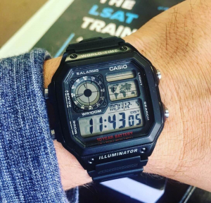 Casio Collection Men AE-1200WH-1CVEF f&eacute;rfi kar&oacute;ra - quartz szerkezet