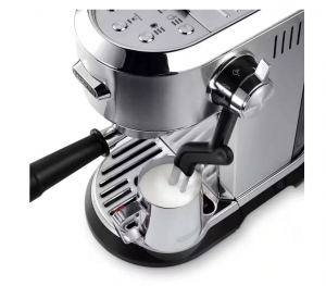 Delonghi EC950.M pressz&oacute; k&aacute;v&eacute;főző