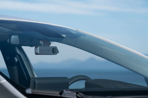 70mai Dash Cam T400 menetr&ouml;gz&iacute;tő kamera + RC21 h&aacute;ts&oacute; kamera szett (6971669785260)