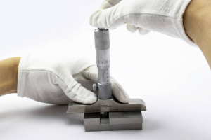 Dasqua M&eacute;lys&eacute;g mikrom&eacute;ter Referenciam&eacute;rettel 0 - 25 mm DIN 863 (4611-8106)