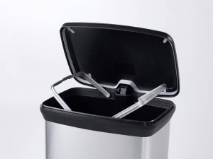 CURVER Deco bin metalics  Szemeteskuka 50 l (Sz x Ma x M&eacute;) 390 x 720 x 290 mm Ez&uuml;st, Fekete 1 db (240643)