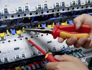 TOOLCRAFT PH1  VDE, Elektronika- &eacute;s finommechanika, Műhely Kereszthorny&uacute; csavarh&uacute;z&oacute; PH 1 Penge hossz: 80 mm (TO-5345751)