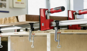 BESSEY Korpuszfog&oacute; Szor&iacute;t&aacute;si sz&eacute;less&eacute;g (max.):1355 mm Visszavon&aacute;s:95 mm (KRE125-2K)
