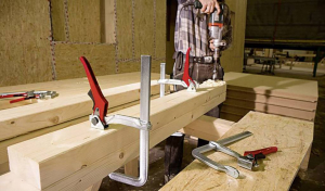 BESSEY Karos szor&iacute;t&oacute;, GH  , feszt&aacute;v: 300 mm, visszavon&aacute;s: 140 mm (GH30)