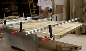 BESSEY Temper&ouml;ntv&eacute;ny csavaros gyorsszor&iacute;t&oacute;, TGK 1000/120  , feszt&aacute;v: 1000 mm, visszavon&aacute;s: 120 mm (TGK100)