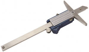 Dasqua , DIN EN 862 Digit&aacute;lis m&eacute;lys&eacute;gm&eacute;rő 150 mm IP54 (2103-1005)