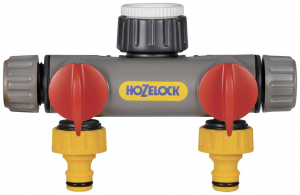 Hozelock 2 utas eloszt&oacute; 12 - 15 mm (1/2) O Szab&aacute;lyoz&oacute; szeleppel (2252 0000)