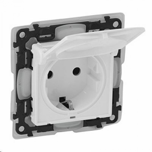 Legrand Valena Life 2P+F csatlakozóaljzat gyermekvédelemmel IP44 fehér (753119)