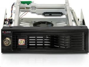 DeLock 5.25" mobil rack 3.5"-os SATA HDD-hez (47199)