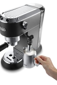 DeLonghi EC685.BK Dedica Style kávéfőző