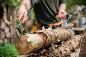 Fiskars 126006 WoodXpert XA2 kis rönkcsákány