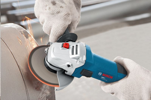 Bosch Professional GWS 7-115 E sarokcsiszoló (0601388203)