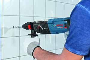 Bosch Professional GBH 2-28 F f&uacute;r&oacute;kalap&aacute;cs, SDS-Plus, L-Boxx (0611267601)