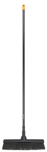 Fiskars 1025926 Solid univerzális kültéri seprű (L)