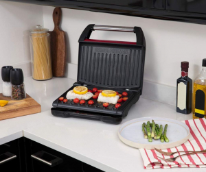 George Foreman 25040-56 Steel Red grill | Medium