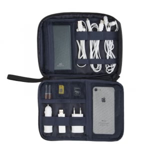 RivaCase 5632 Travel Organizer Tablet / telefon tok fekete  (4260403573747)