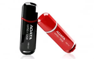 Pen Drive 32GB ADATA UV150 piros USB 3.0 (AUV150-32G-RRD)