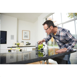 RYOBI RJS750-G sz&uacute;r&oacute;fűr&eacute;sz 500W
