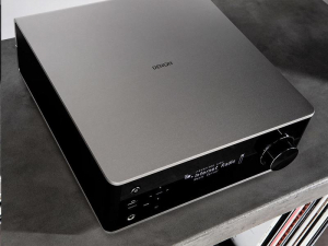 DENON PMA-150H sztereó integrált erősítő (Beépített HEOS vezeték nélküli zene streaming)