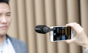 Saramonic SmartMic+ Kompakt, irányított mikrofon IOS és Android készülékekhez