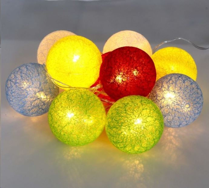 IRIS Gömb alakú 6cm/színes fonott/1,5m/több színű/10db LED-es/USB-s fénydekoráció  (104-09)