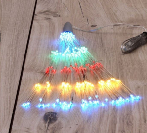 IRIS Tűzijáték stílusú fix fényű IPX3 szabványos/több színű/200db LED-es/napelemes fénydekoráció  (250-02)