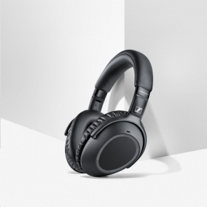 Sennheiser PXC 550-II vezet&eacute;k n&eacute;lk&uuml;li fejhallgat&oacute; (508337)