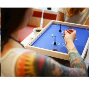 Buffalo Games Klask &uuml;gyess&eacute;gi j&aacute;t&eacute;k (MAR40630)