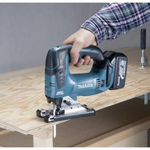 Makita DJV182Z Akkus beszúrú fűrész 18 V