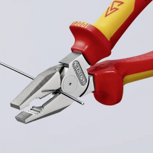 Erő kombinált fogó, 180 mm, vágási érték kemény: O 2,5 mm, zongorahuzal: O 2 mm, max. 16 mm2, Knipex 02 06 180